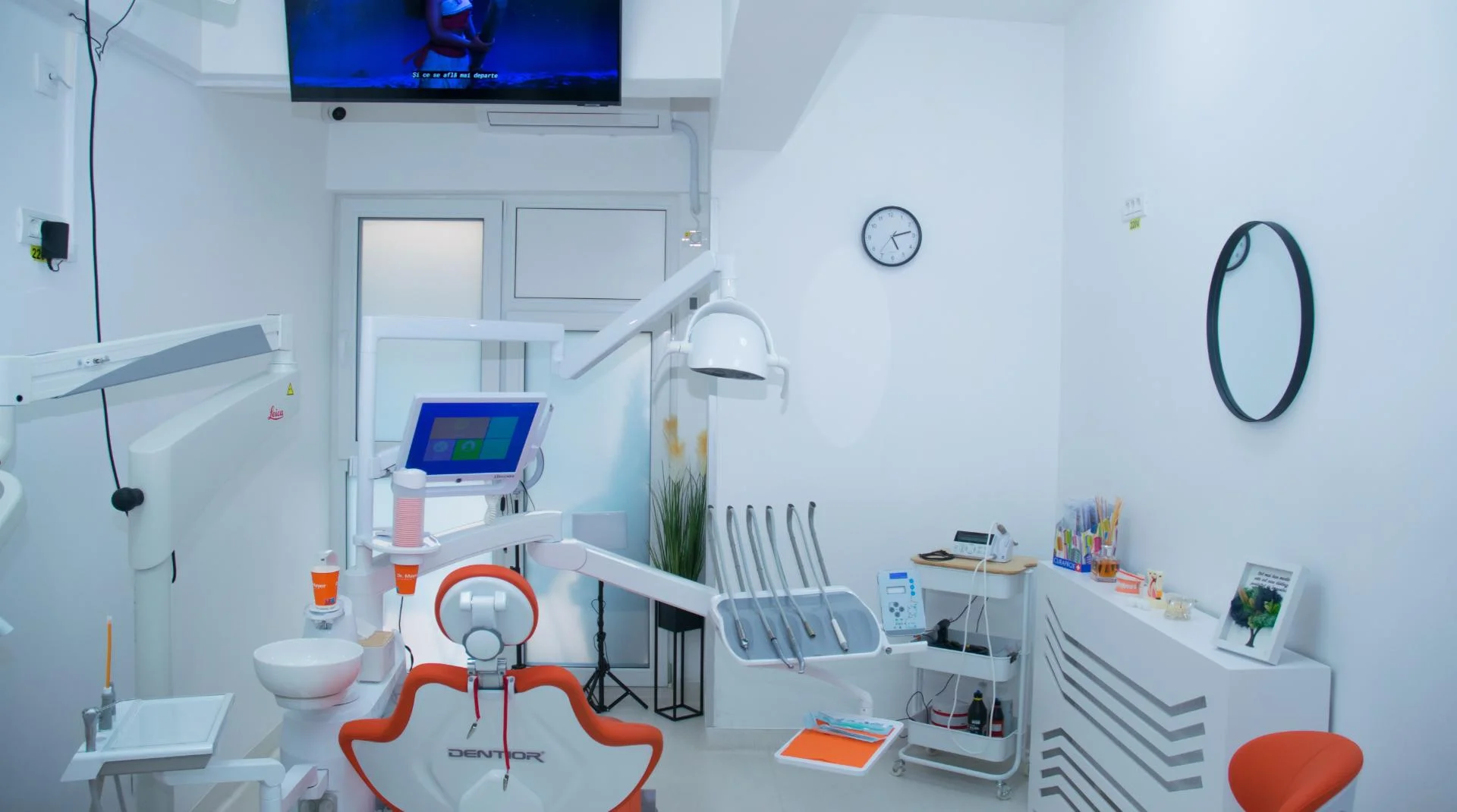 Cabinet din clinica stomatologica sector 6 cu unit dentar si microscop