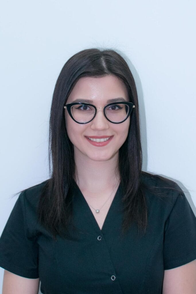 dr-madalina-dragne-portret